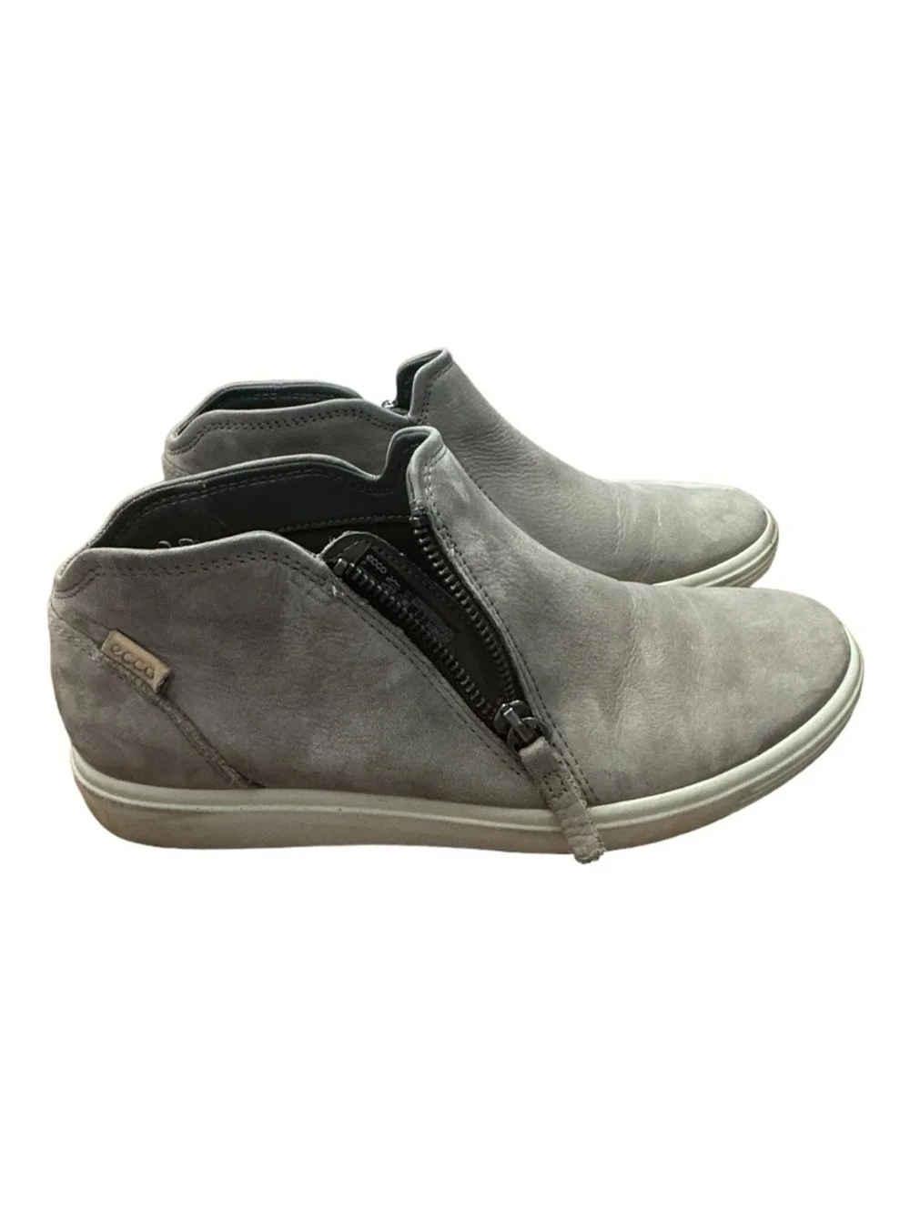 Ecco Women's Soft 7 Side Zip Bootie Sneaker Grey Taupe Nubuck Women’s Sz 8 EU 39